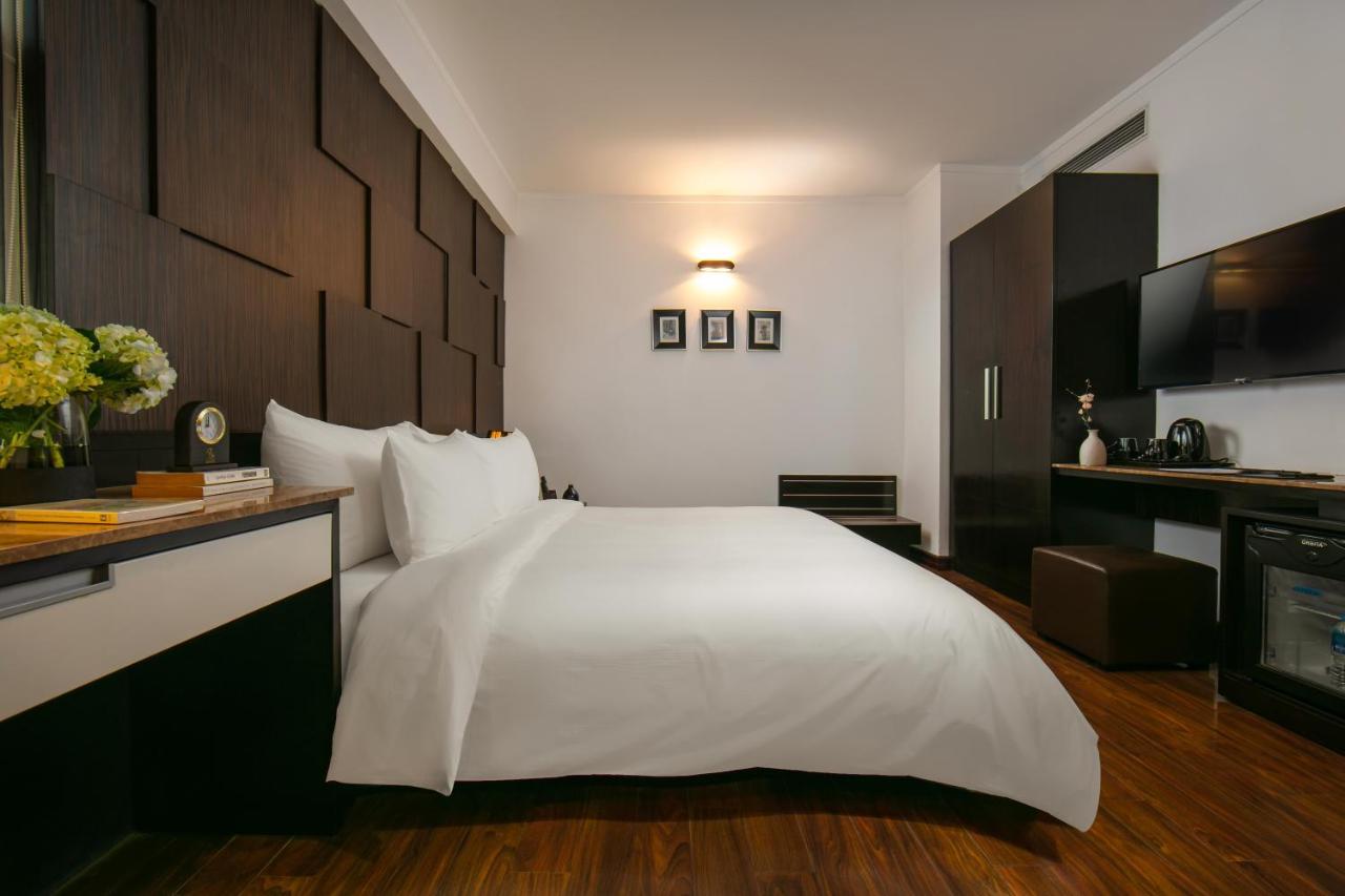Отель La Nueva Boutique & 4*